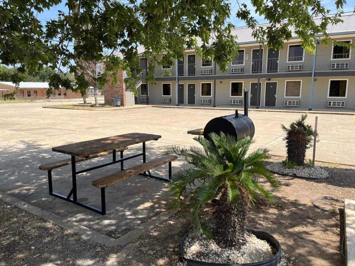 Coachway Inn Luling Exterior foto